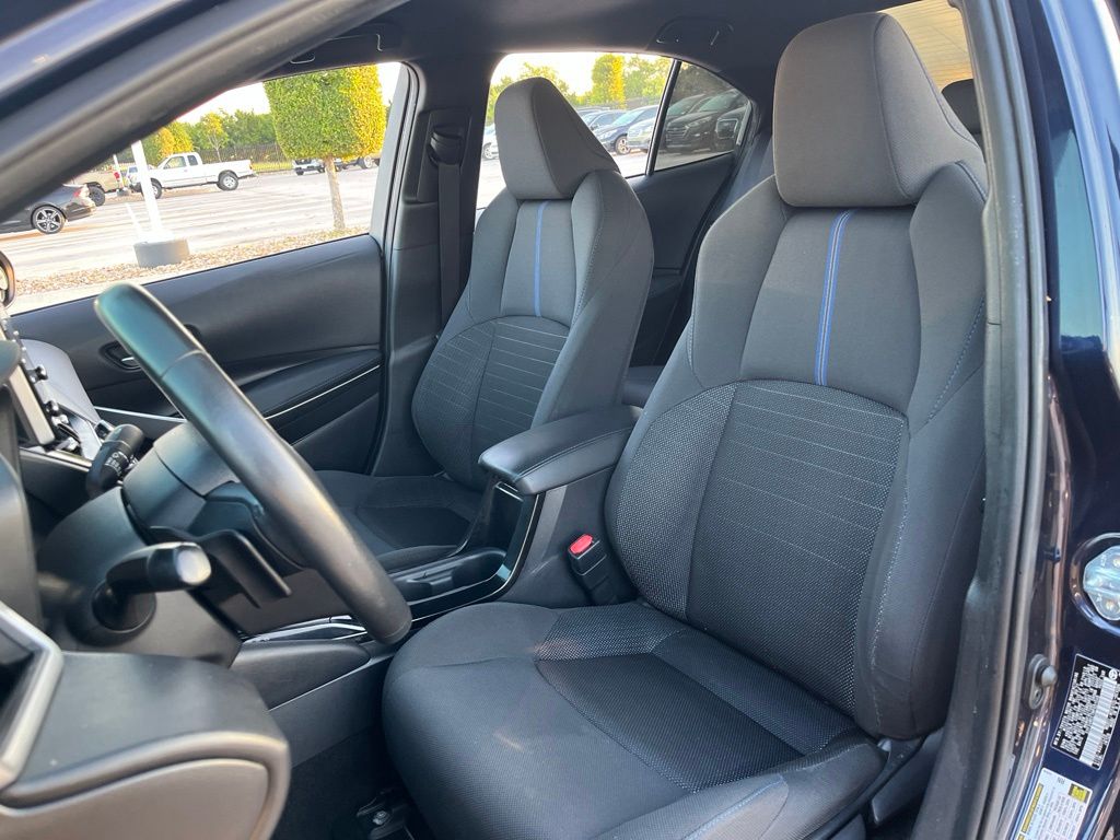 Thumbnail: 2021 Toyota Corolla - 25