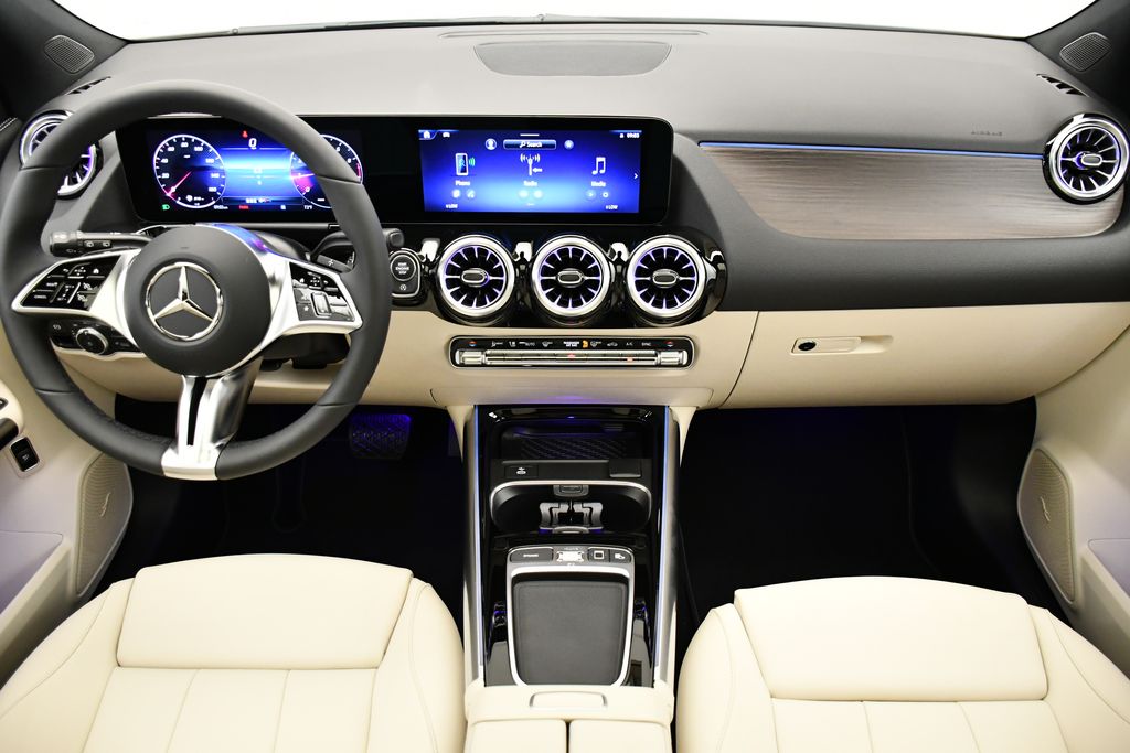 Thumbnail: 2026 Mercedes-Benz GLA - 20