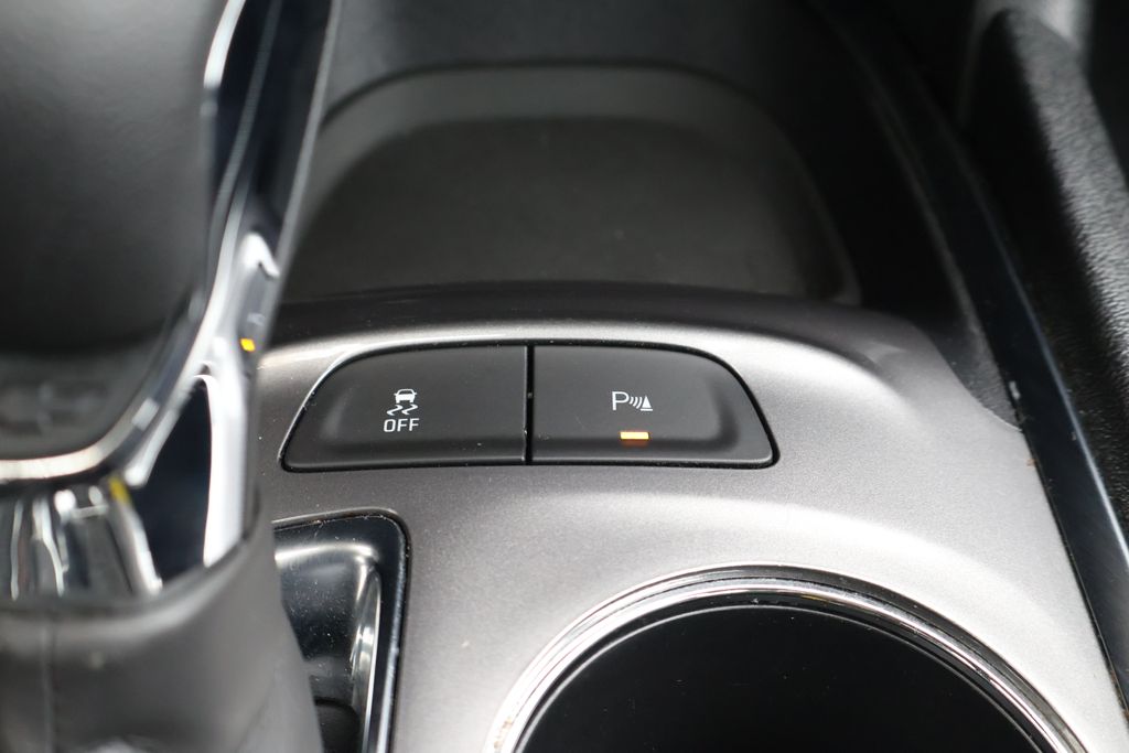 Thumbnail: 2024 Chevrolet Malibu - 23