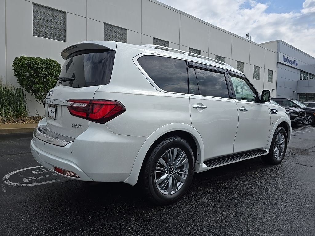 Thumbnail: 2018 INFINITI QX80 - 8