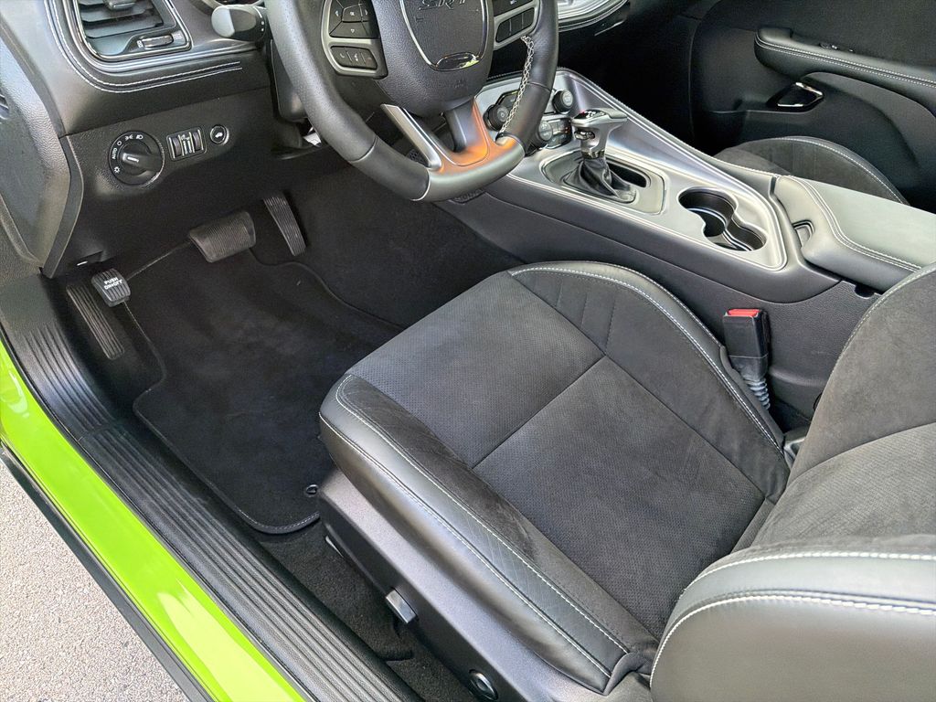 Used 2023 Green Dodge SRT Hellcat Jailbreak image 22
