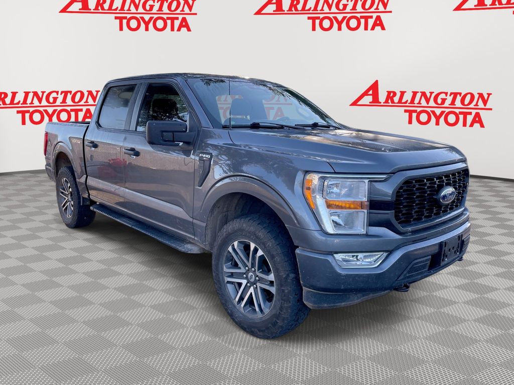 2021 Ford F-150 XL's photo