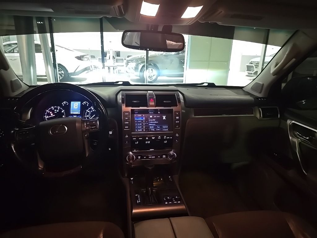 Thumbnail: 2015 Lexus GX - 9