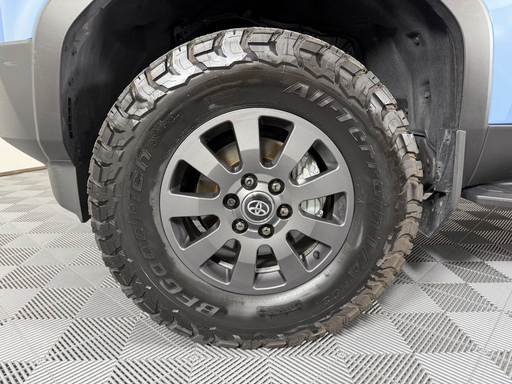 Thumbnail: 2025 Toyota Land Cruiser - 14