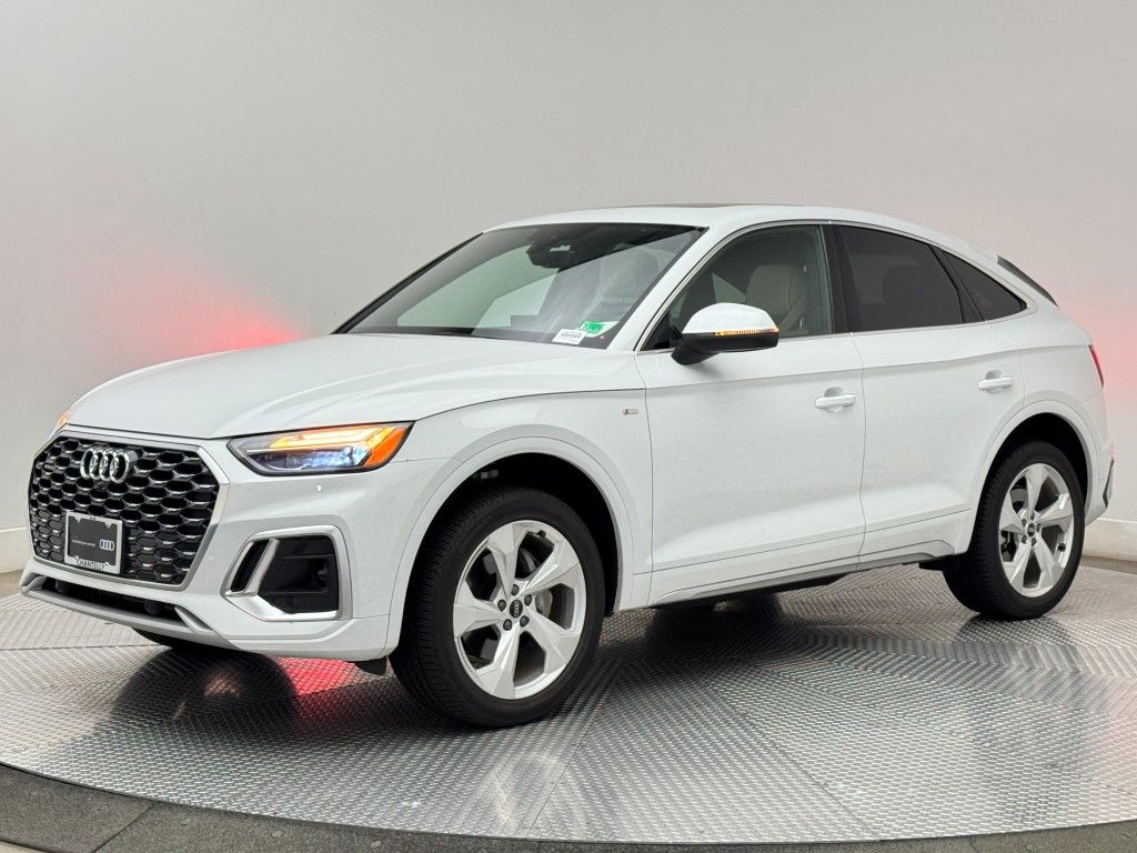 Thumbnail: 2025 Audi Q5 - 6
