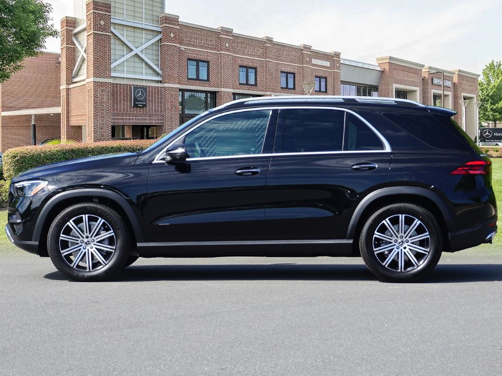 Thumbnail: 2026 Mercedes-Benz GLE - 8