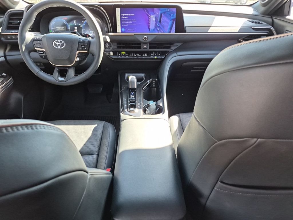 Used Car 2025 Toyota Crown Signia  Limited For Sale Under $50,000 In Austin, Texas