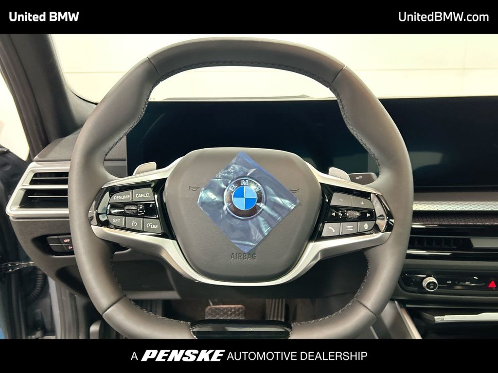 Thumbnail: 2025 BMW 3 Series - 14