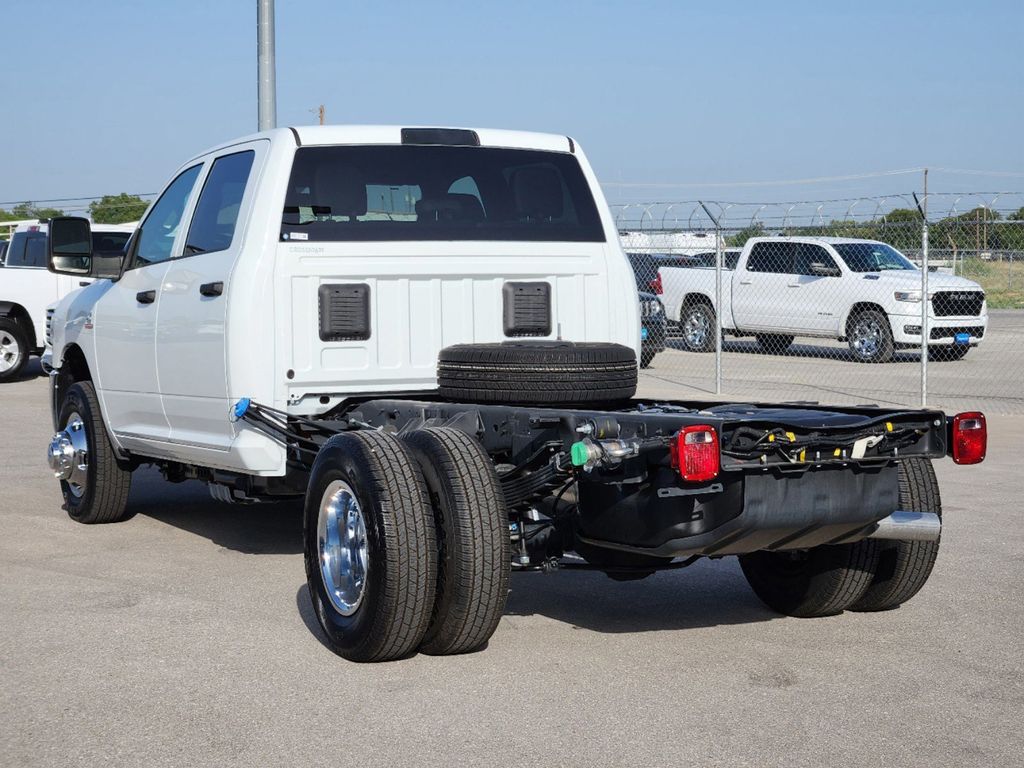 2024 Ram 3500 Tradesman 3