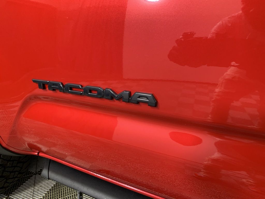 2023 Toyota Tacoma TRD Off-Road 11