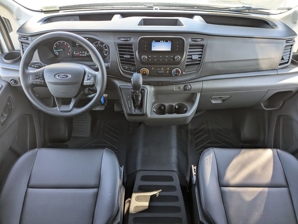 2025 Ford Transit 350
