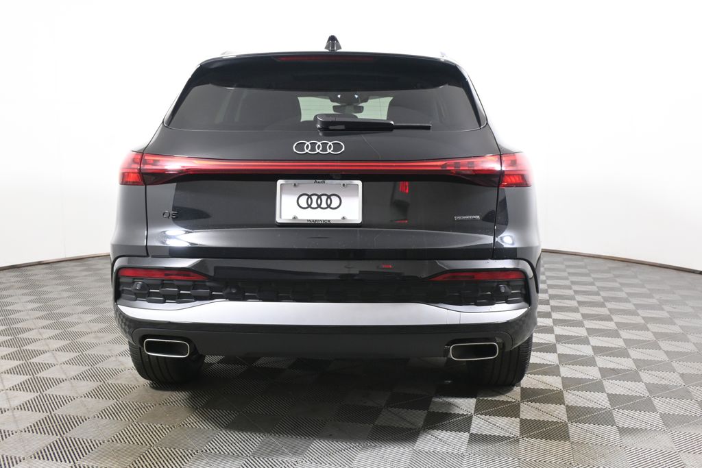 Thumbnail: 2025 Audi Q5 - 6