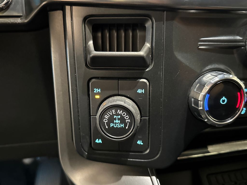 Certified Used 2025 Gray Ford Lariat image 29