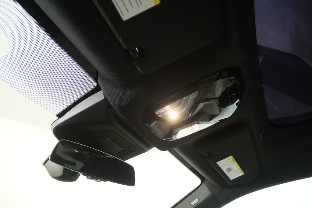 Thumbnail: 2026 BMW iX - 21