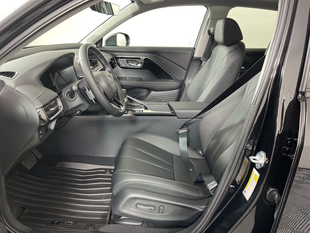 Thumbnail: 2025 Acura ADX - 24