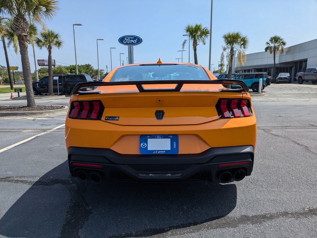 2026 Ford Mustang Dark Horse Fastback