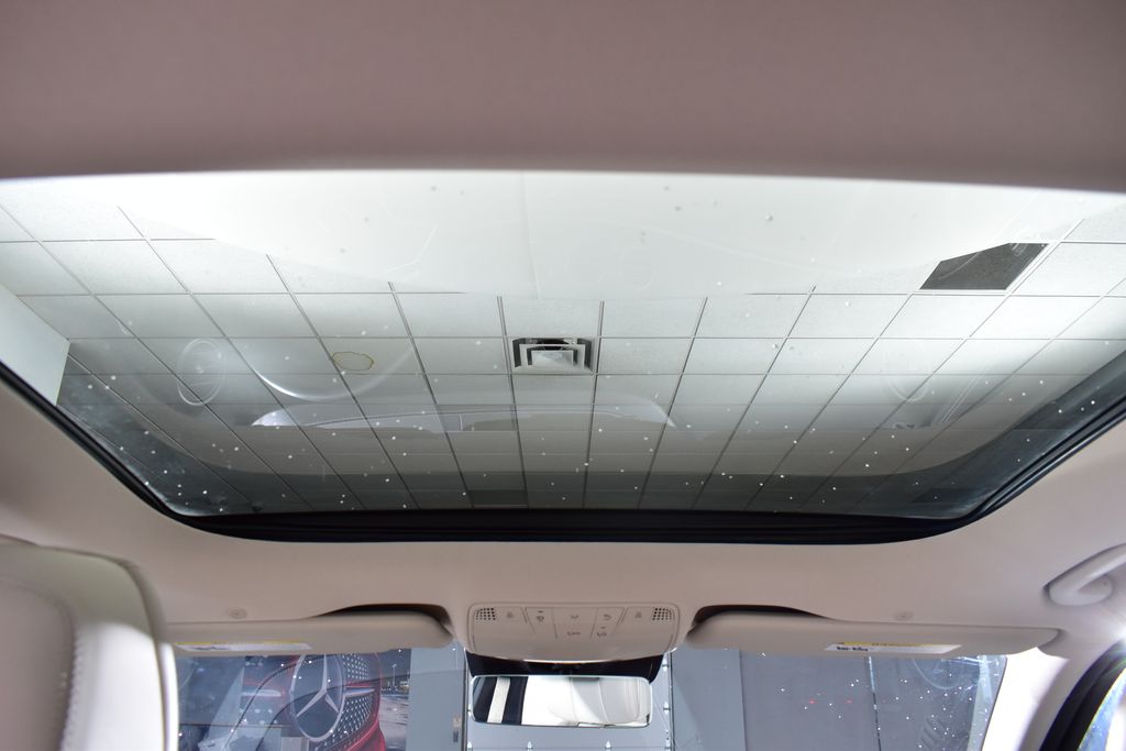 Thumbnail: 2023 Mercedes-Benz E-Class - 29