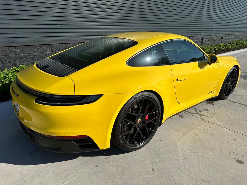 2023 Porsche 911 Carrera S 19