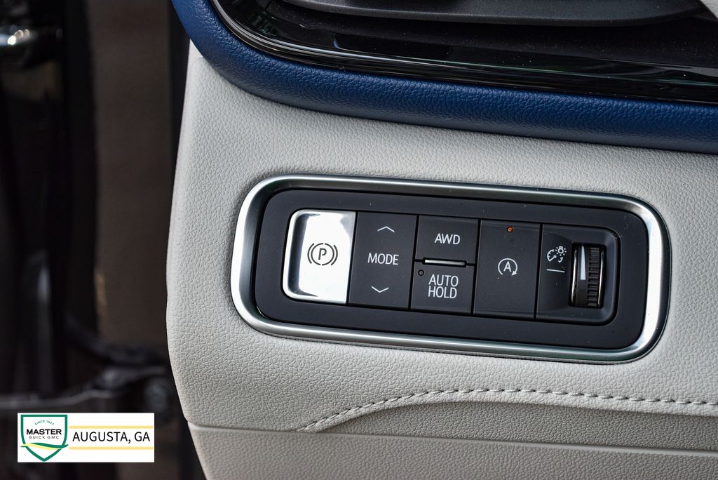 Used 2025 Buick Enclave SUV
