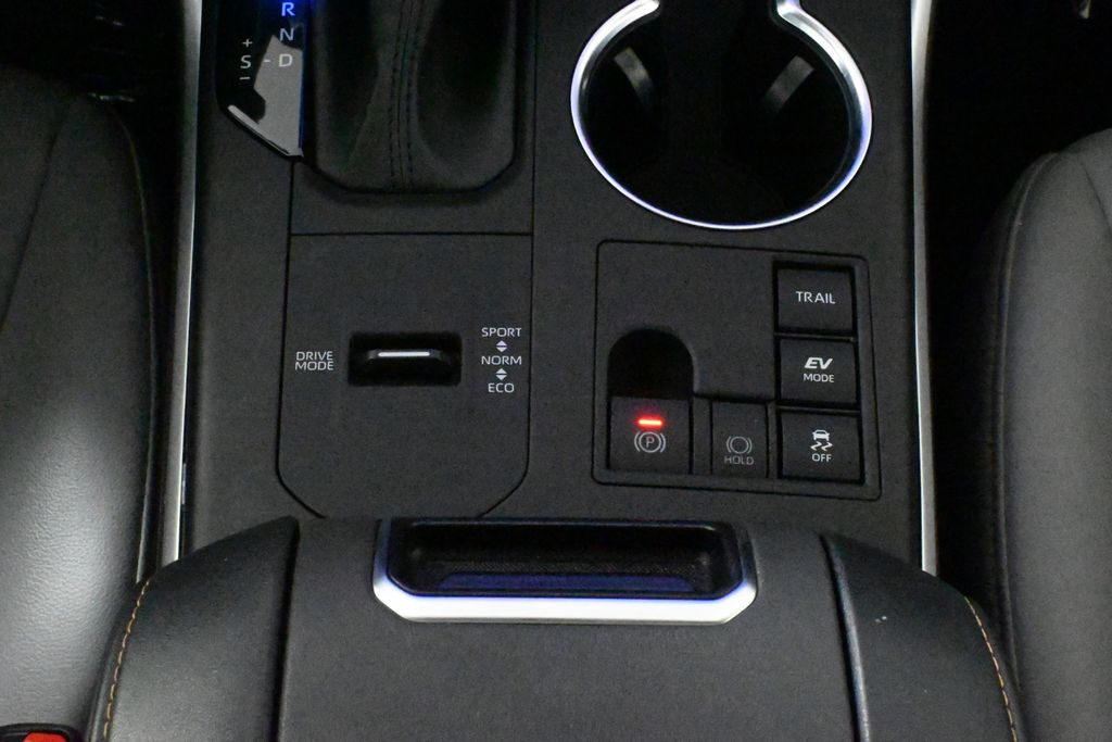 2023 Toyota Highlander Bronze Edition 25