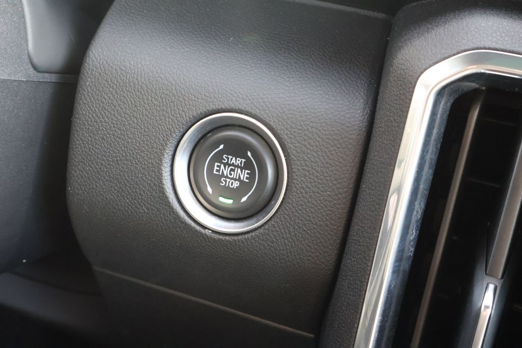 Thumbnail: 2025 GMC Acadia - 27