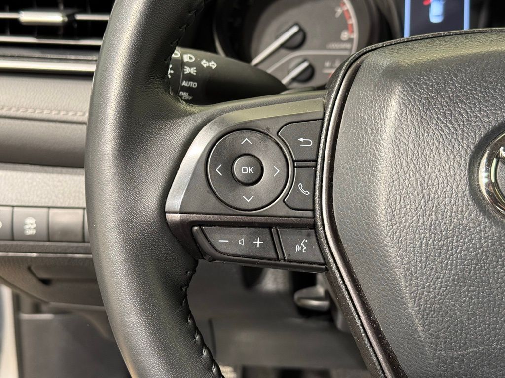 Thumbnail: 2024 Toyota Camry - 21