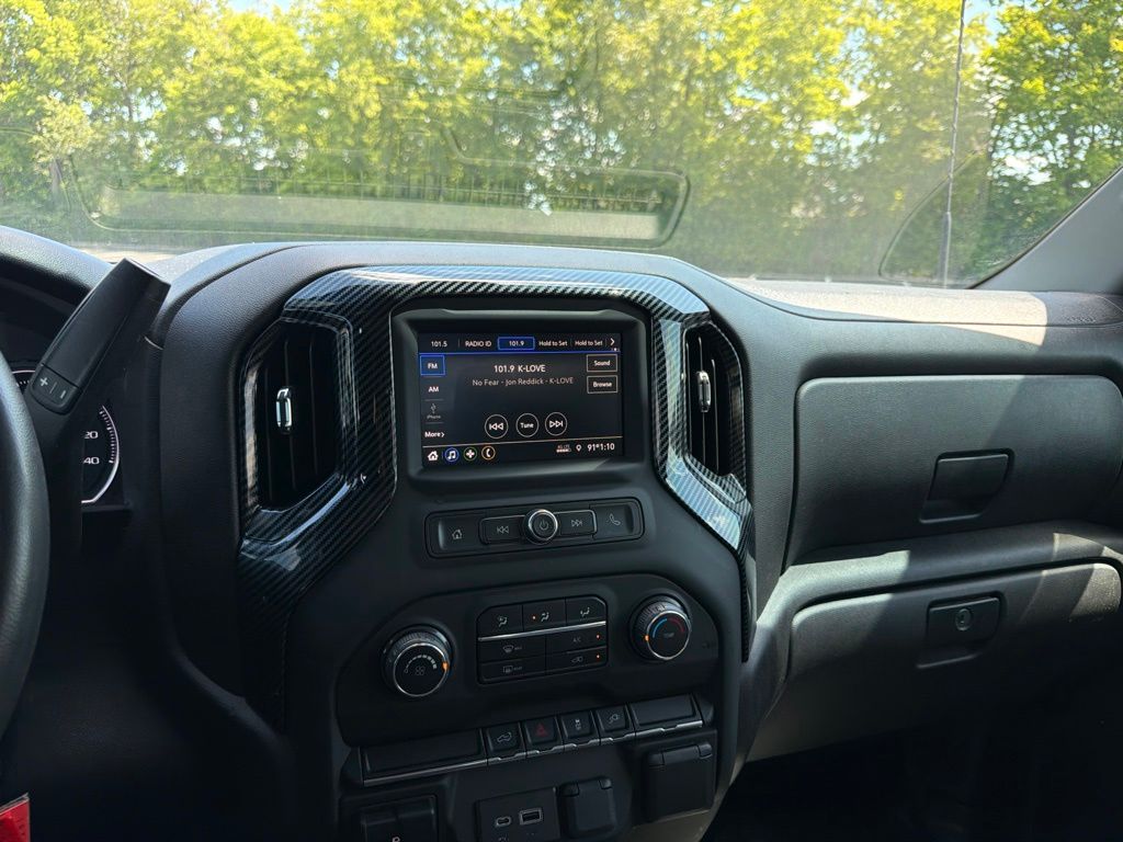 Thumbnail: 2023 Chevrolet Silverado 2500 - 14
