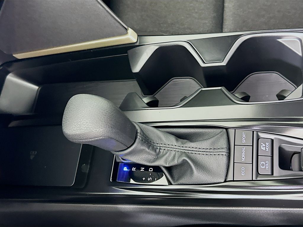 Thumbnail: 2026 Toyota Camry - 17