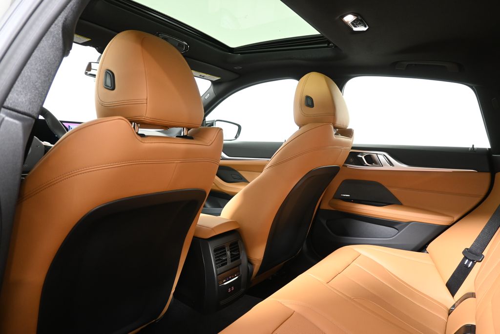 Thumbnail: 2026 BMW 4 Series - 32