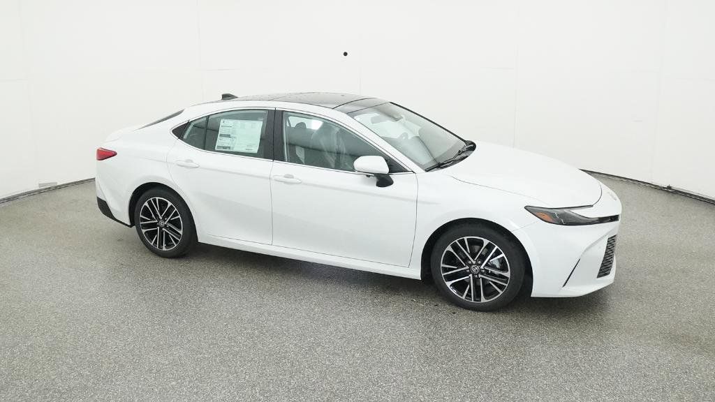 Thumbnail: 2025 Toyota Camry - 31