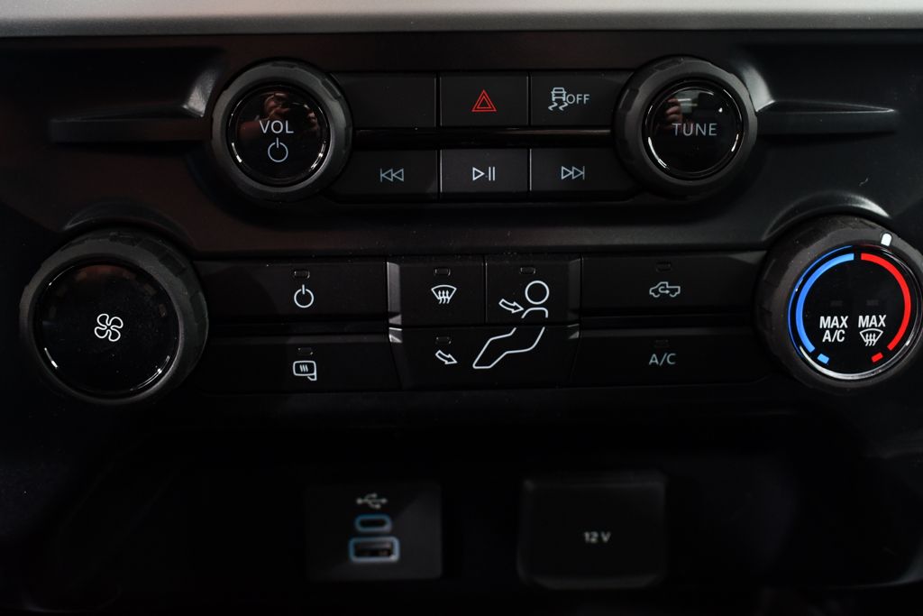 New 2025 White Ford XL Diesel image 29