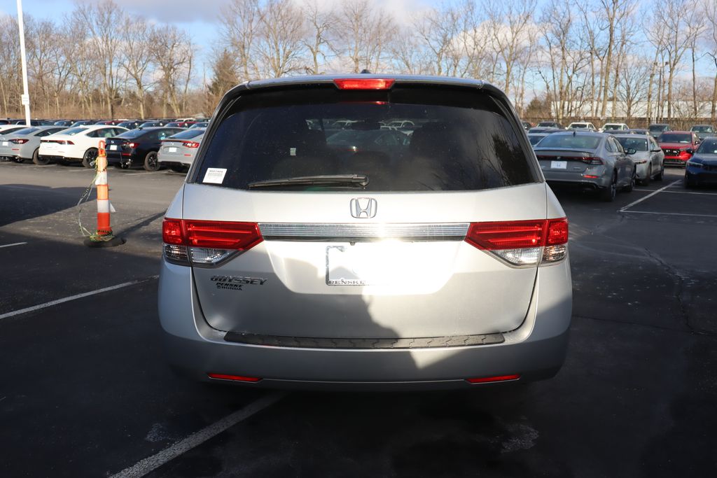 2015 Honda Odyssey EX-L 4