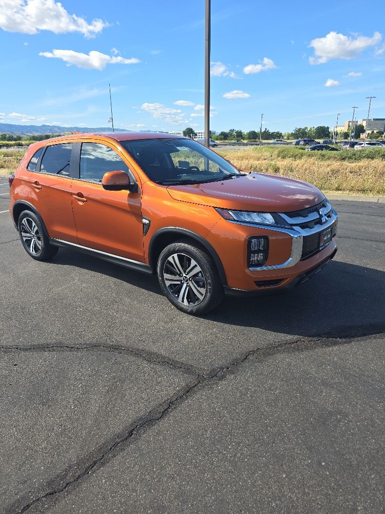 2026 Mitsubishi Outlander Sport 2.0 ES AWC CVT's photo