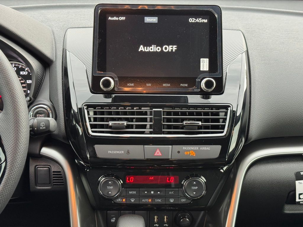 2025 Mitsubishi Eclipse Cross SEL photo 18