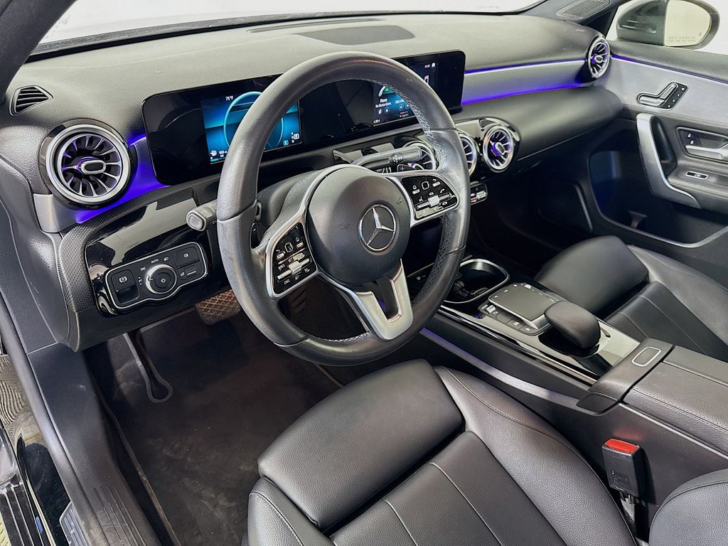 Thumbnail: 2021 Mercedes-Benz A-Class - 9