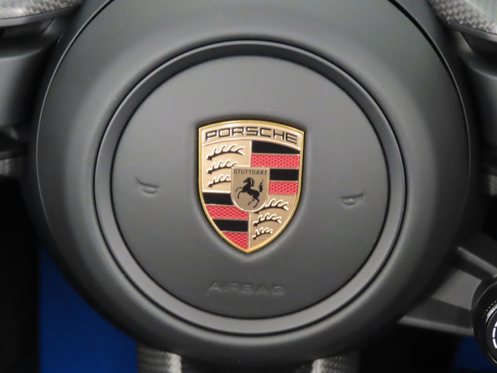 Thumbnail: 2025 Porsche 911 - 28