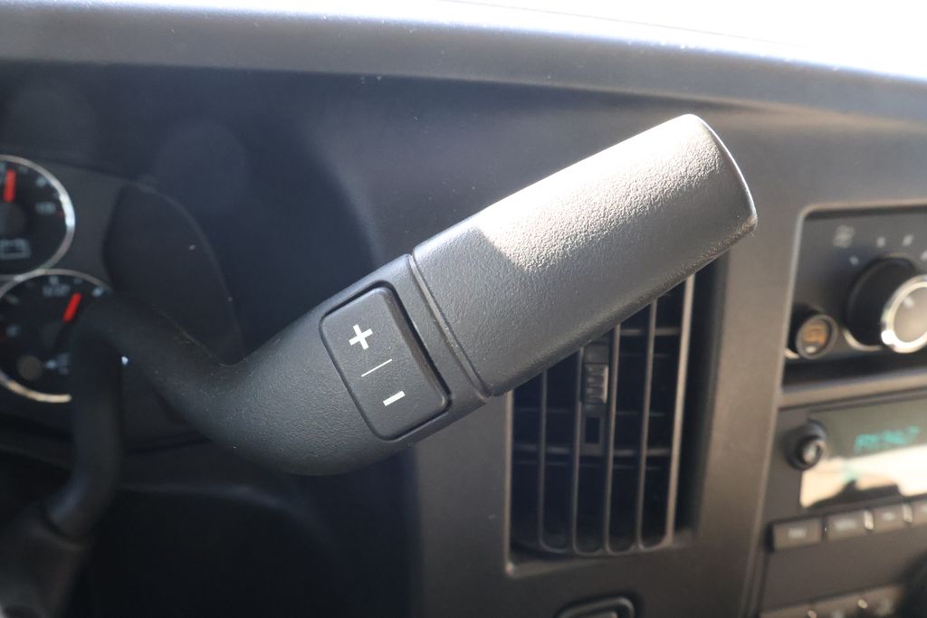 Thumbnail: 2022 Chevrolet Express - 21