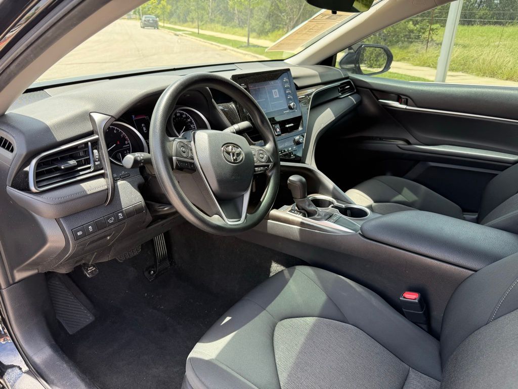 Thumbnail: 2022 Toyota Camry - 13