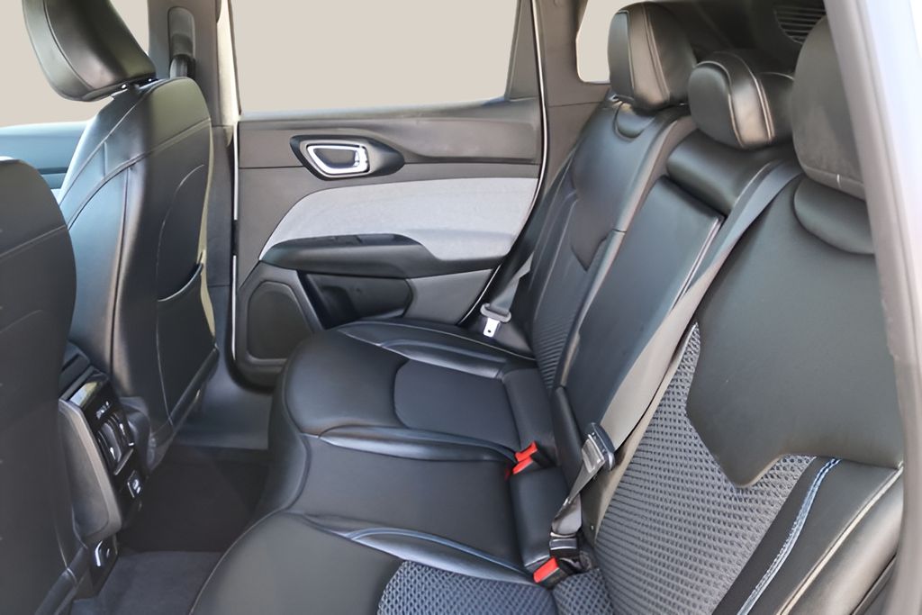 Used Car 2025 Jeep Compass  Latitude For Sale Under $25,000 In Austin, Texas