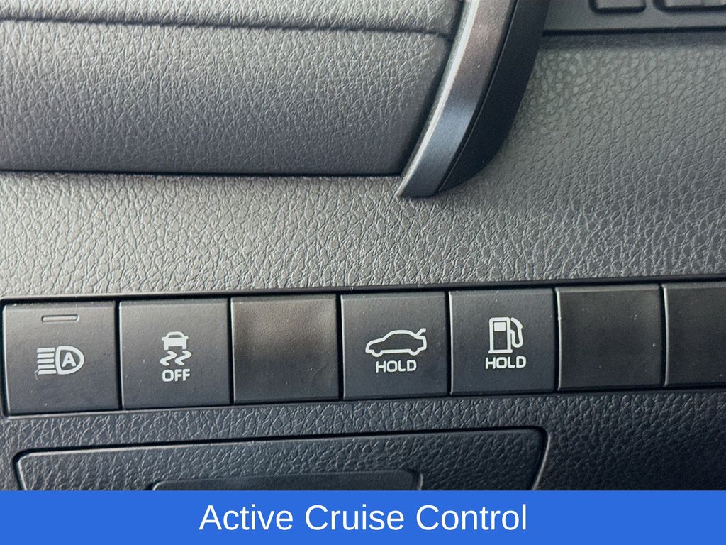 Used Car 2023 Toyota Camry  Se For Sale Under $25,000 In Austin, Texas