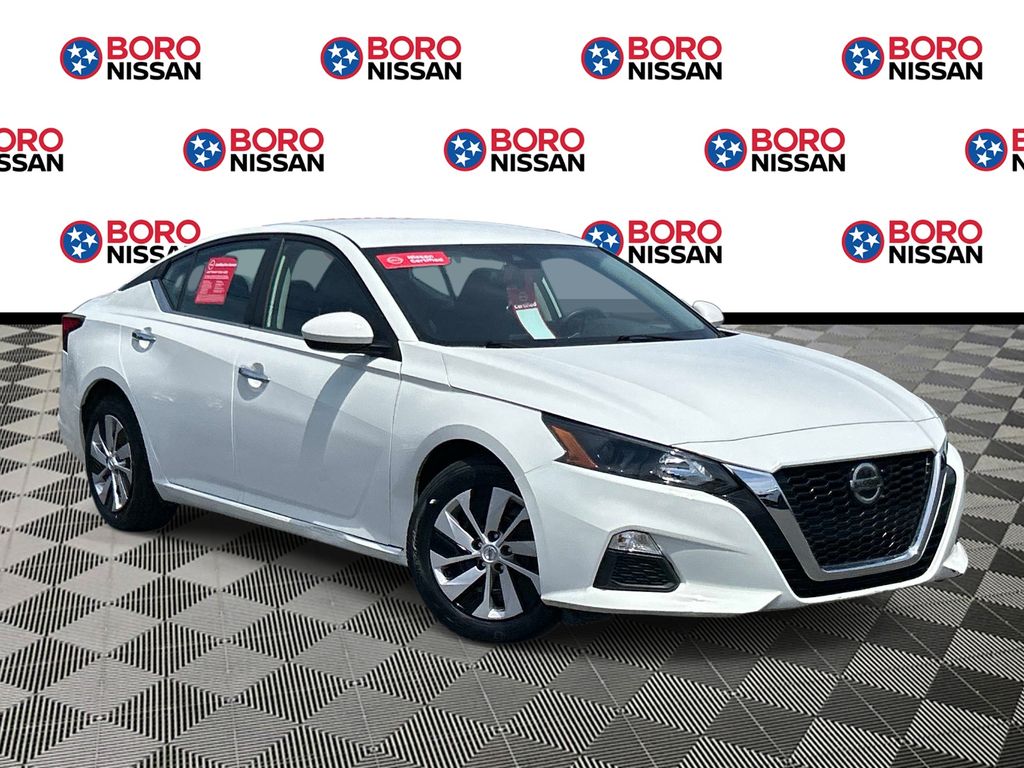 Glacier White 2022 Nissan Altima 2.5 S FWD Sedan Front-Wheel Drive Continuously Variable Transmission