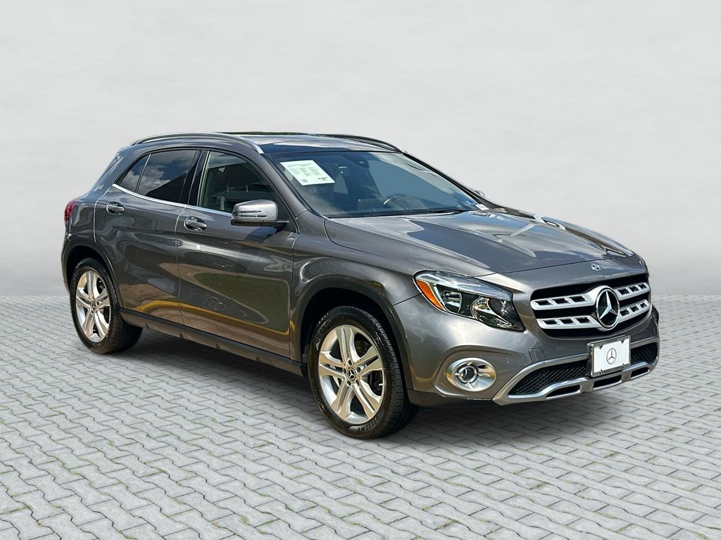 Thumbnail: 2019 Mercedes-Benz GLA - 3