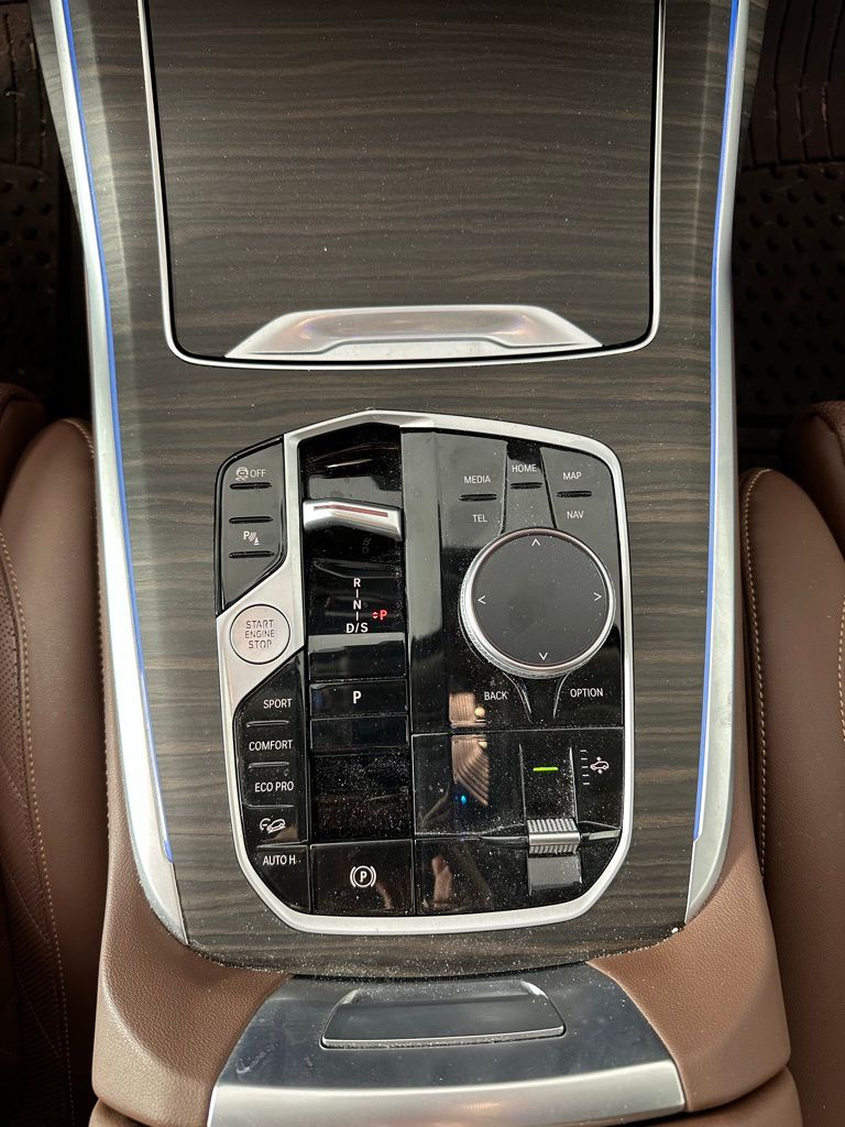 Thumbnail: 2023 BMW X7 - 18