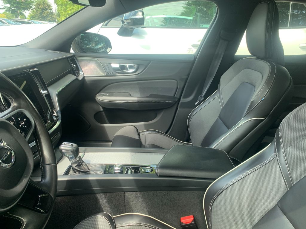 Thumbnail: 2021 Volvo S60 - 5