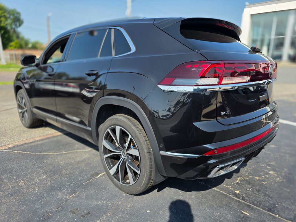 2026 Volkswagen Atlas Cross Sport 2.0T SEL Premium R-Line - 6