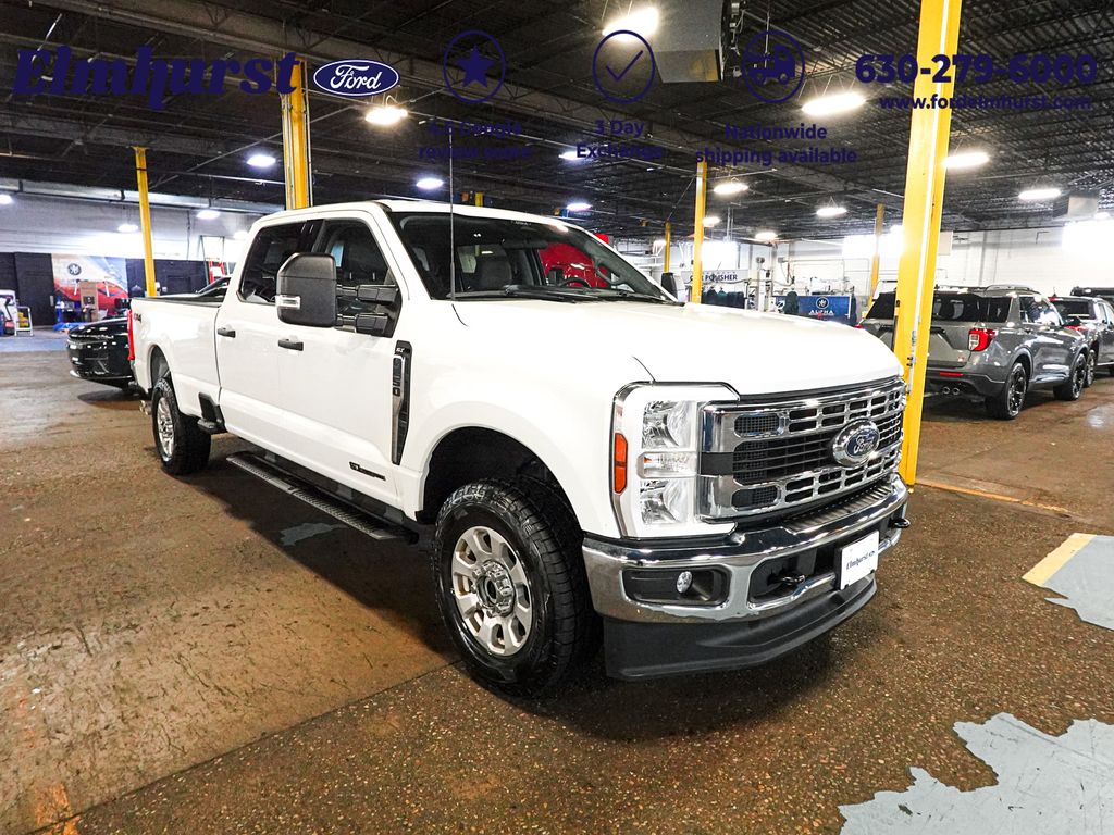 Oxford White 2024 Ford F-250 Super Duty XLT SuperCab 4WD Pickup Truck Four-Wheel Drive Automatic