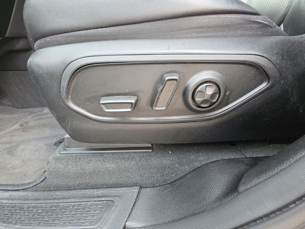 2023 Jeep Grand Cherokee L Limited Gray at South Hills CDJR