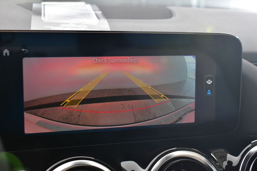 Thumbnail: 2025 Mercedes-Benz GLA - 19