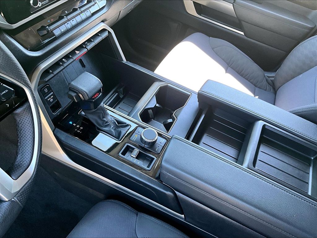 2023 Toyota Tundra — photo 20