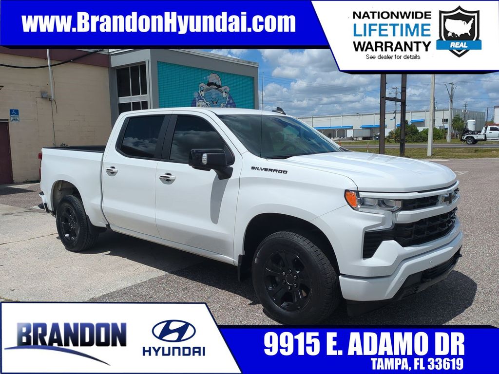 Summit White 2024 Chevrolet Silverado 1500 RST Crew Cab RWD Pickup Truck 4X2 Automatic